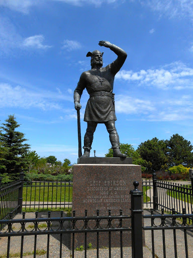 Leif Erikson Park