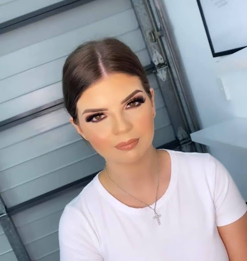 Dina Khouchaba Makeup - Thumbnail