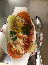 Photo n°2 de Jardin _ du Kashmir à Monfort l’Amaury à Montfort-l'Amaury (Restaurant indien moderne)