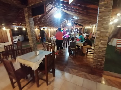 Restaurante & Bar Los Cuates