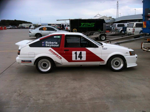 Roberts Automotive Services - Thumbnail
