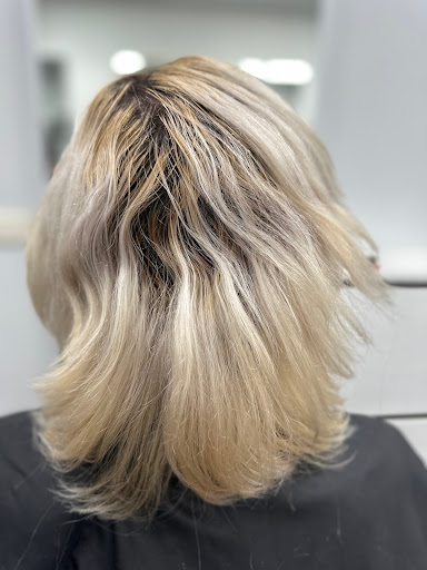 Bliss Hair & Beauty Bar - Thumbnail