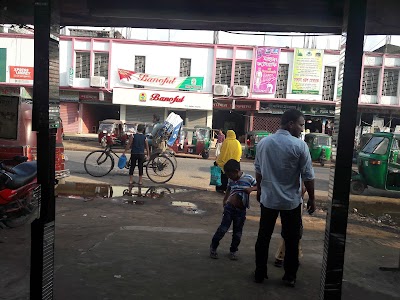 Photos of Nasir Shopping Mall
