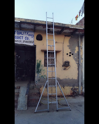 Aluminum Extension Ladder with Parallel Side Supports