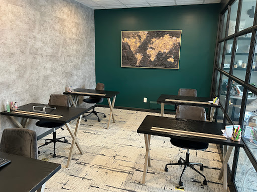 AM Realty Advisors - Thumbnail