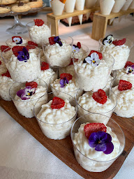 Photo n°23 de Loctout Évents Traiteur événementiel Food and cake à Montaigut-sur-Save (Pâtissier spécialisé dans les gâteaux de mariage)