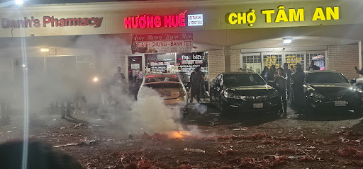Chợ Tâm An Gallery - United States