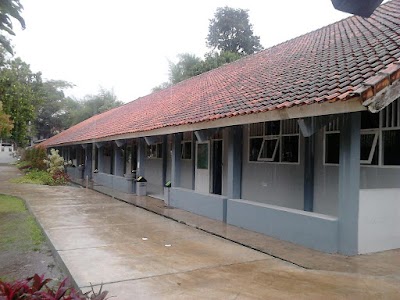Photos of SMA NEGERI 1 SUKARESMI