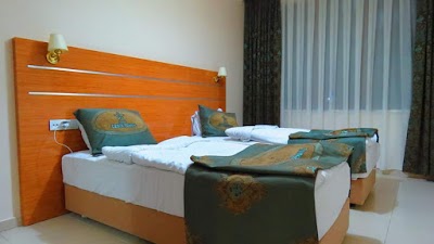 Photos of &Ouml;zg&uuml;l Termal