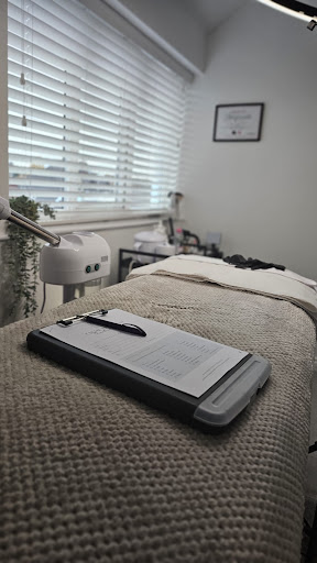 Bare. Beauty and Skin Specialist