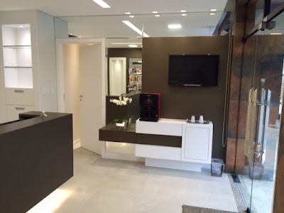 Photos of Odontologia Especializada - Estetica, implantes dentarios
