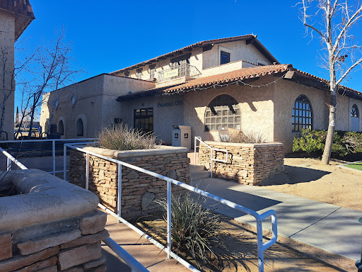 Palmdale City Library Gallery - United States