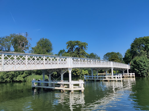 Pangbourne - Visual