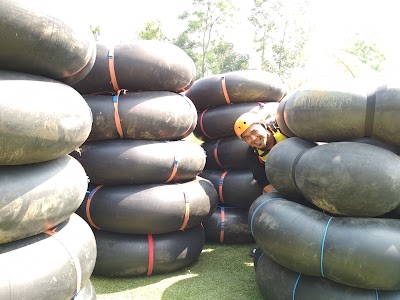 Photos of Sedaer River Tubing