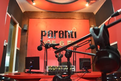 Photos of Radio Paranti FM