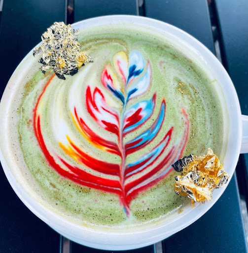 Cafe Astoria - Visual