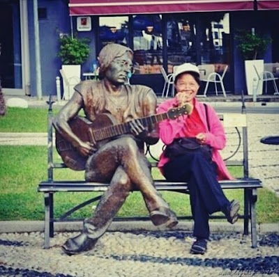 Photos of John Lennon Durres