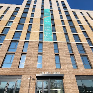 Calibra Court