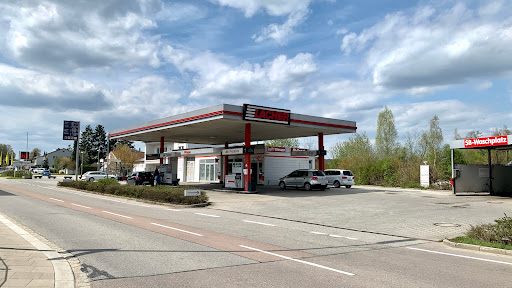 Tank Center Autohaus Lacher GmbH & Co.KG