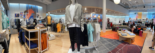 Nike Store - Thumbnail
