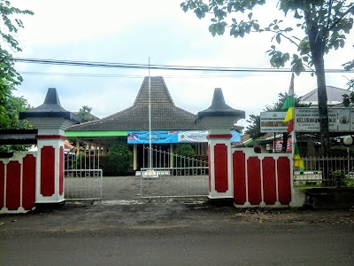 Photos of Balai Kelurahan Kranji