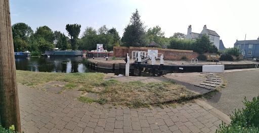 Waterside Inn Car Park