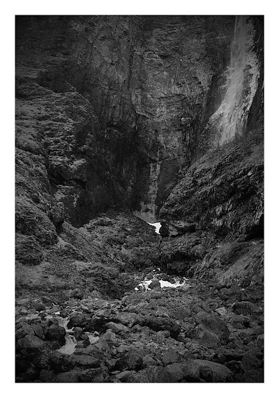 Photos of Vettisfossen Waterfall