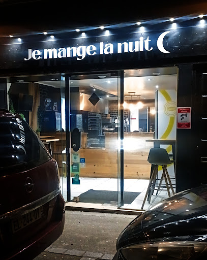 Photo 6 - Le QG