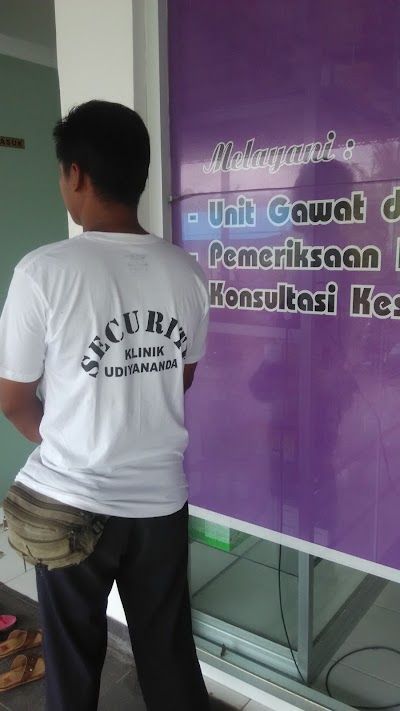Photos of Praktek Umum Dr Lanang