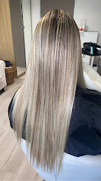 Photo n°12 de Beauty's Bar à Mantes-la-Jolie (Salon de coiffure)