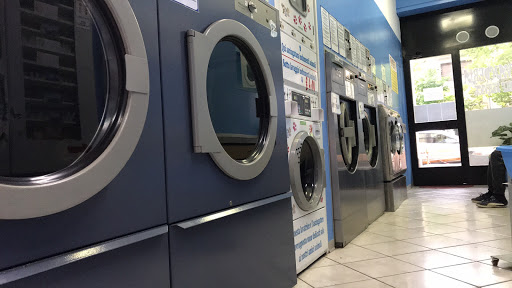 Clothes Laundry - Visual