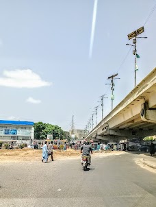 Habib Bank Chowrangi Bus Stop karachi