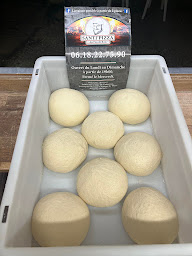 Photo n°26 de Santi'Pizza au feu de bois à Garons à Garons (Pizzeria)