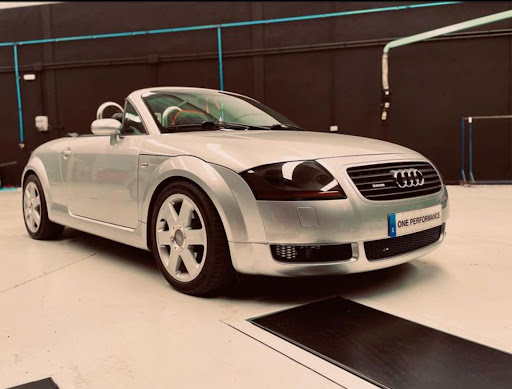 One Performance SL Gallery - Spain