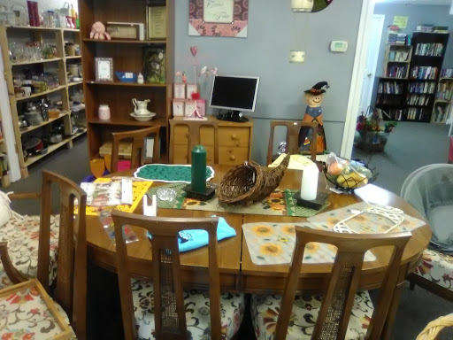 Carolina Thrift - Thumbnail