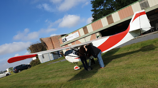 Vitry-En-Artois Airport - Thumbnail
