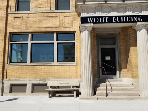 Wolfe Building Laundry - Visual