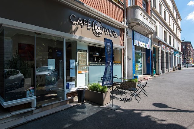 Café at Work - Salles de réunions - Espace partagé - Domiciliation - Café Coworking - Afterwork