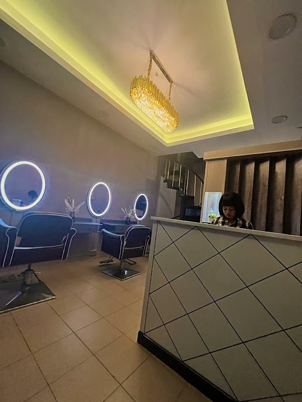 Chell De'margaret hair — hair salon in Keningau