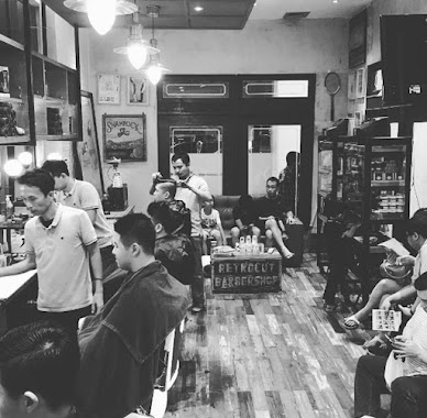 Retrocut Barber Shop, Author: Yansen Tan
