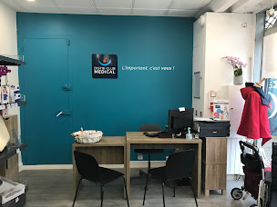 Photo n°9 de DISTRI CLUB MEDICAL Chaville à Chaville (Magasin de fauteuils roulants)