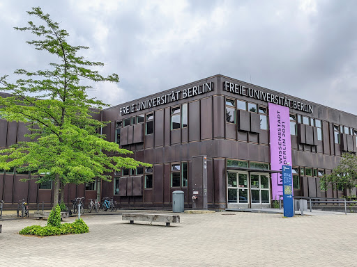 FU Berlin-Dahlem, Seminarzentrum - Rost- und Silberlaube - Thumbnail