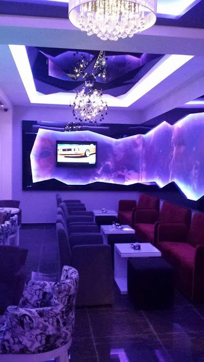 Glow Bar & Lounge