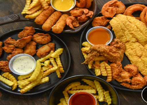 GATOR FISH N' CHICKEN - Thumbnail