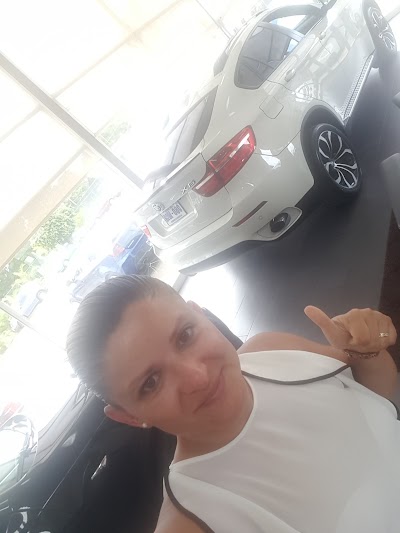 car-dealer