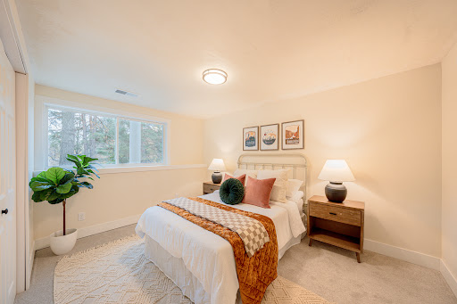 Geoffrey Serdar, Serdar + Partners, Lake Minnetonka + Minneapolis, Lakes Sotheby's International Realty - Thumbnail