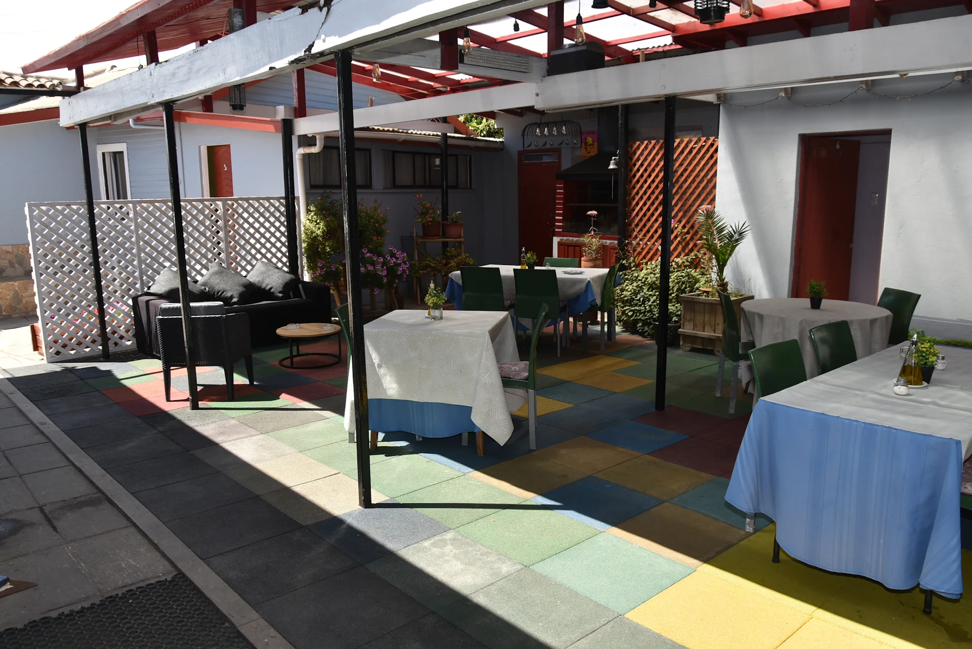 Hostal Barros Luco