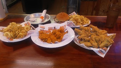 Photos of Hooters (Closed)
