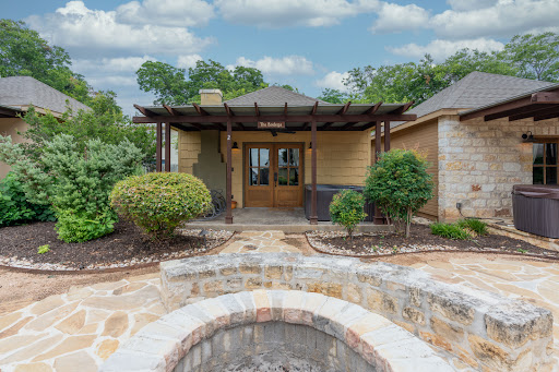 Stay Fredericksburg - Wine Country Cottages - Thumbnail