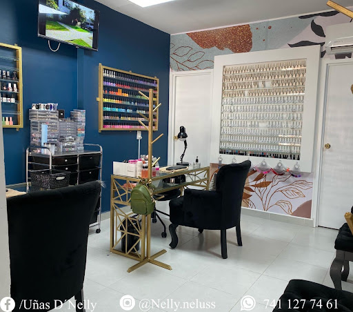 Nelus Salon
